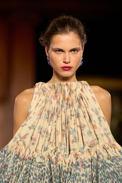 Look 122